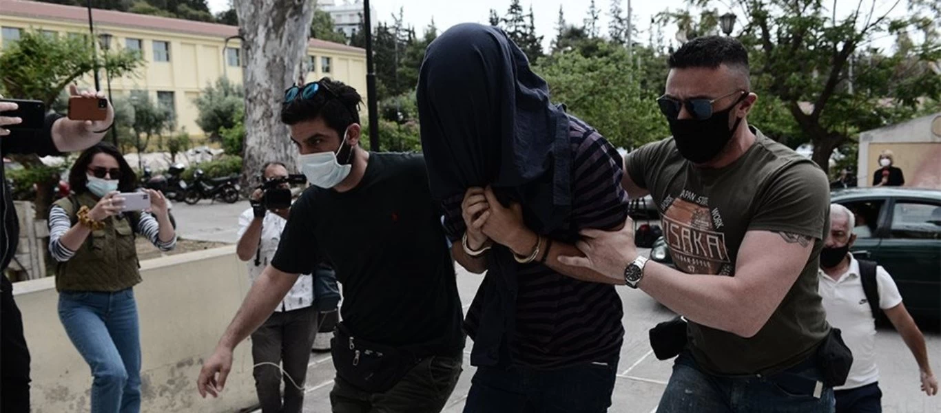 Νέα Σμύρνη: Θα παραμείνει κρατούμενος μέχρι να δικαστεί τη Δευτέρα ο 22χρονος